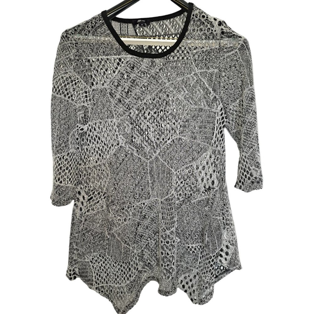 Lily Medium Gray/Black Breathable Pullover Sweater